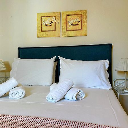 Maistros Suites - Pera Skopelos Town Exterior photo