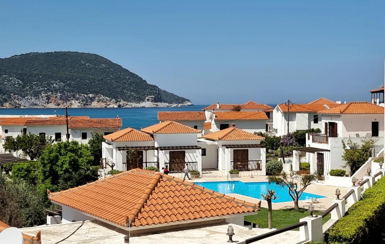 Maistros Suites - Pera Skopelos Town Exterior photo