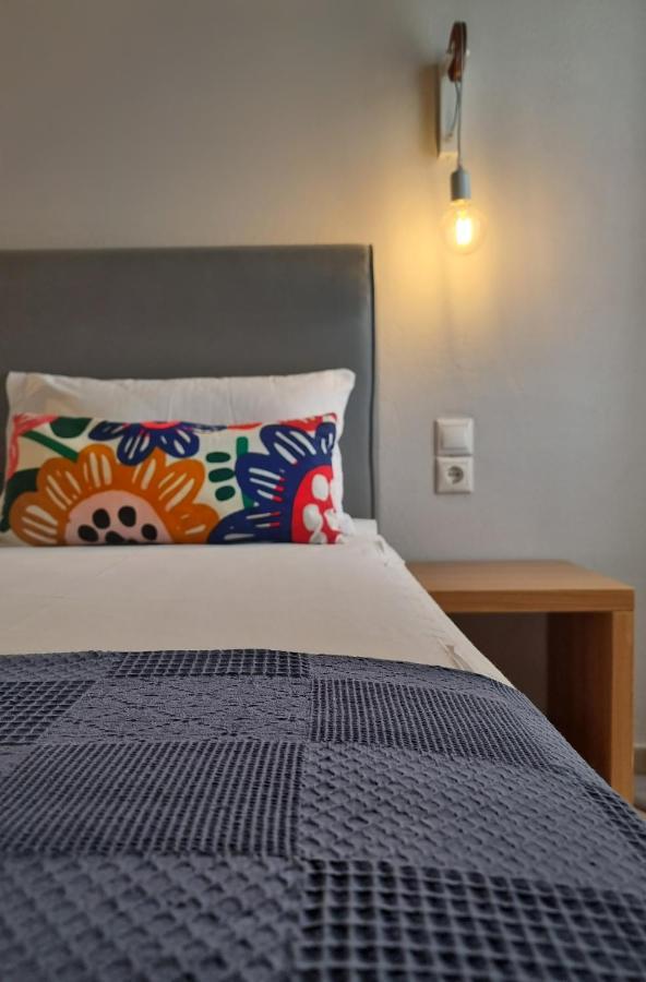 Maistros Suites - Pera Skopelos Town Exterior photo
