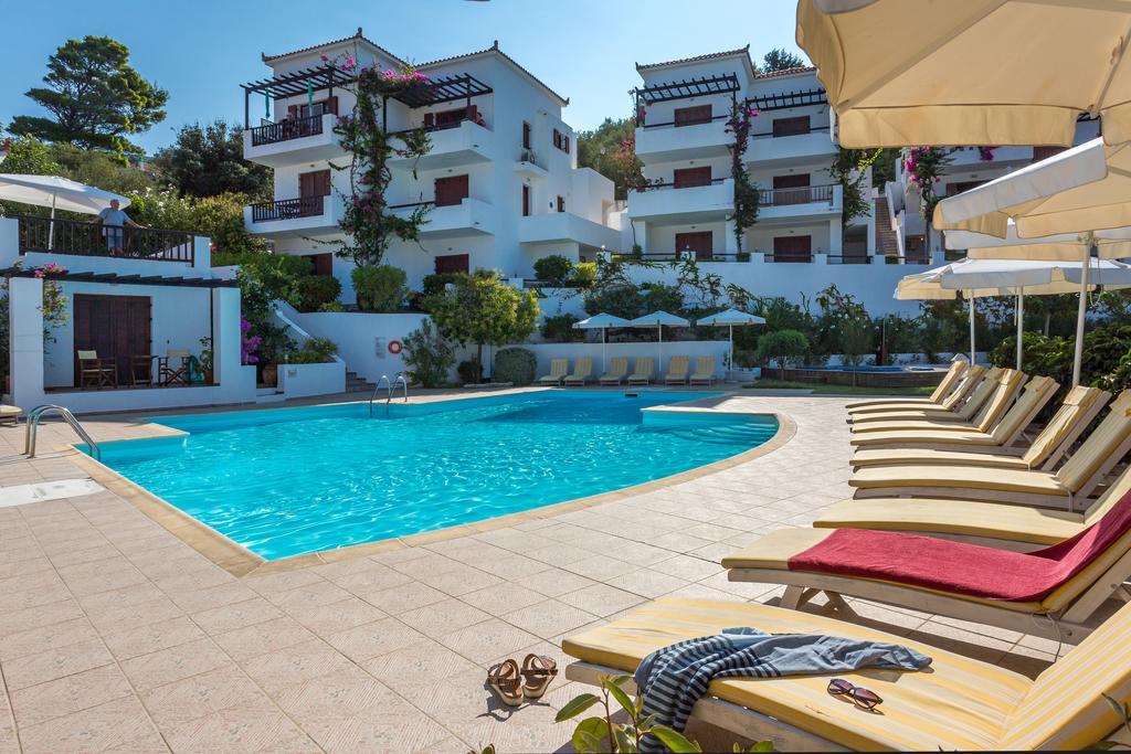Maistros Suites - Pera Skopelos Town Exterior photo